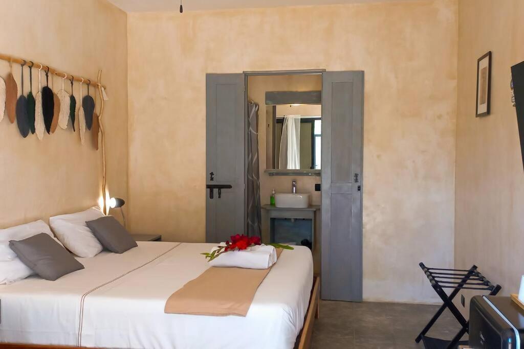Charming Colonial-Style Room In The Heart Of Valladolid Valladolid  Bagian luar foto
