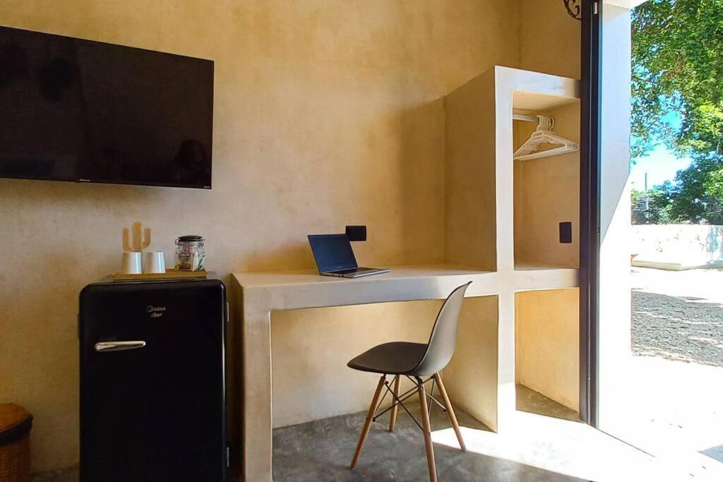 Charming Colonial-Style Room In The Heart Of Valladolid Valladolid  Bagian luar foto